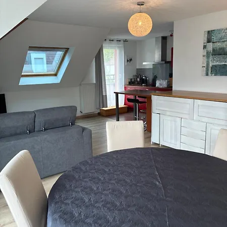 아파트 Parking- F3 65m2 - 10 Min A Pied Du Centre-ville - 4 Personnes *